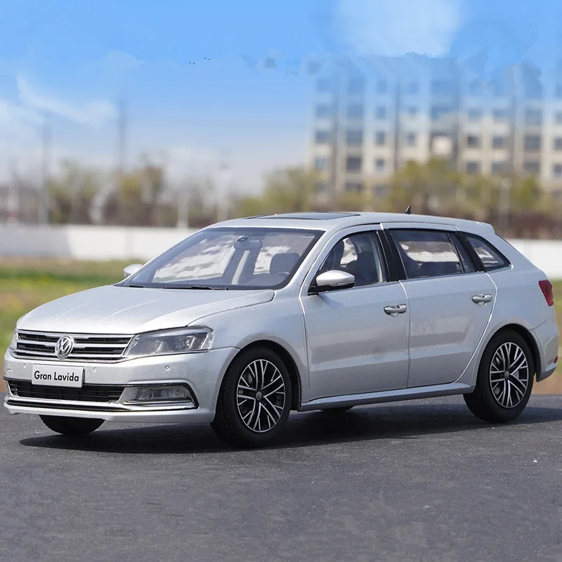

1:18 VW Gran Lavida Alloy Car Model Diecast Metal Multi-Purpose Vehicles Car Model High Simulation Collection Childrens Toy Gift