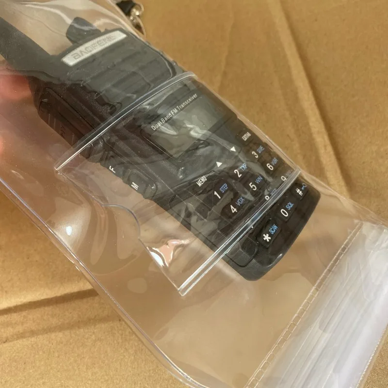 حقيبة Walkie-Talkie المقاومة للماء: حافظة حماية عالمية لأجهزة الراديو ثنائية الاتجاه، تصنيف IPX7، شفافة