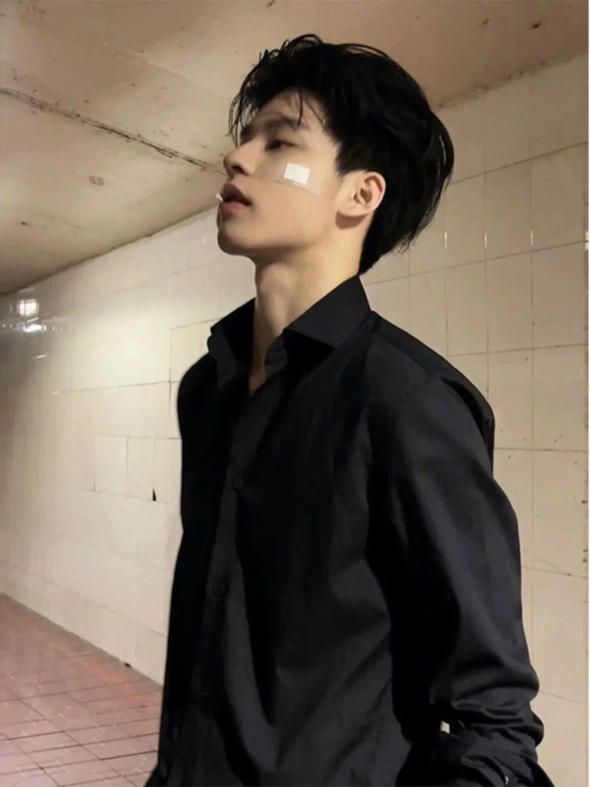 

Мужская повседневная рубашка с длинным рукавом в городском стиле, с защитой от солнца, свободного кроя, на пуговицах, с корейским воротником, однотонная