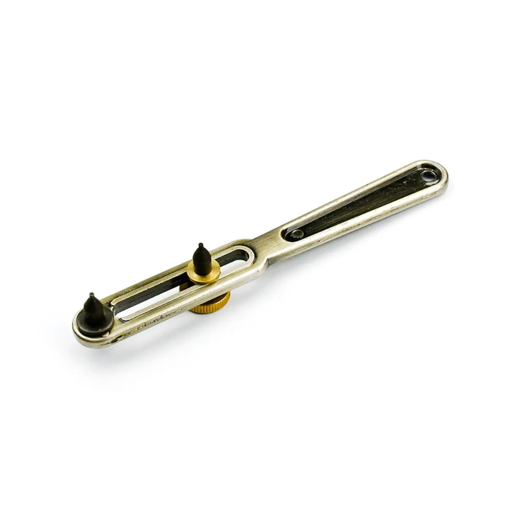 

Hand Tool Bronze Tone Opener Approximate Dimensions 14.6*1.7*2.5cm 50mm Tool Adjustable Tool For Watches Pin Tip Diameter 1.6mm
