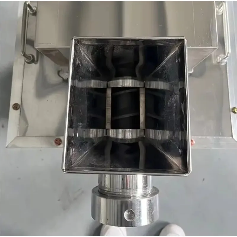 ماكينة صنع المعكرونة الكهربائية الأوتوماتيكية ماكينة صنع المعكرونة بأنبوب مجوف تشكيل السباغيتي الطارد المعكرونة العجين العجن