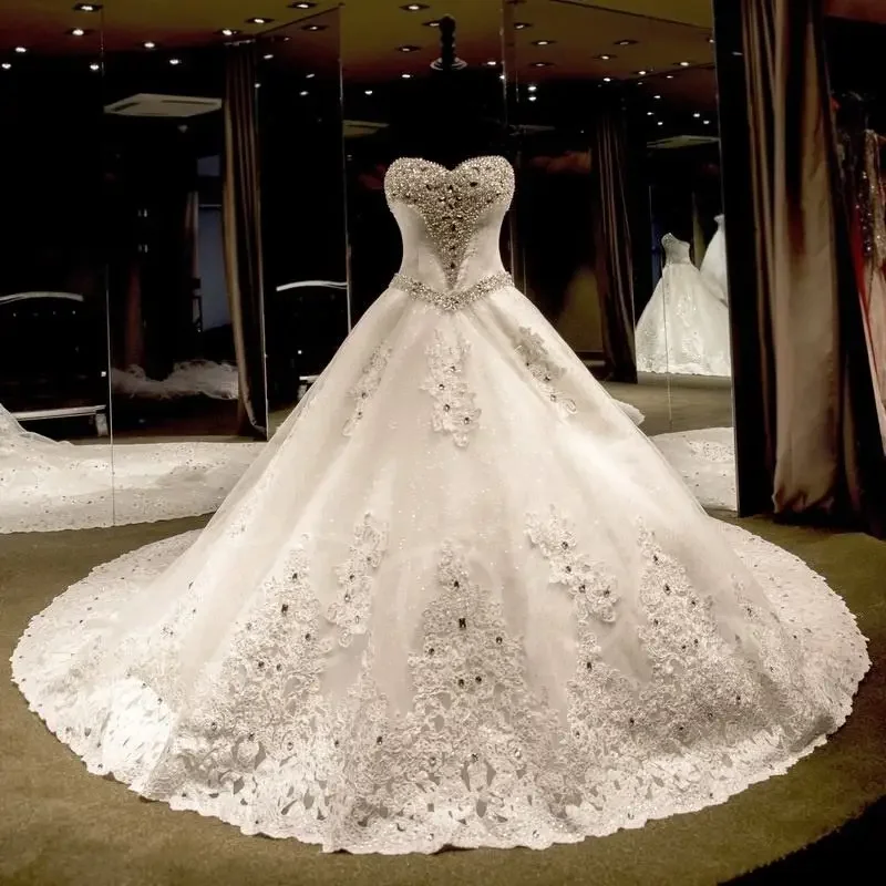 Customized Luxury Appliqued Lace Customized Wedding Dress Cathedral Train Robe Mariage Plus Size Sweetheart Ball Gown Bridal Go