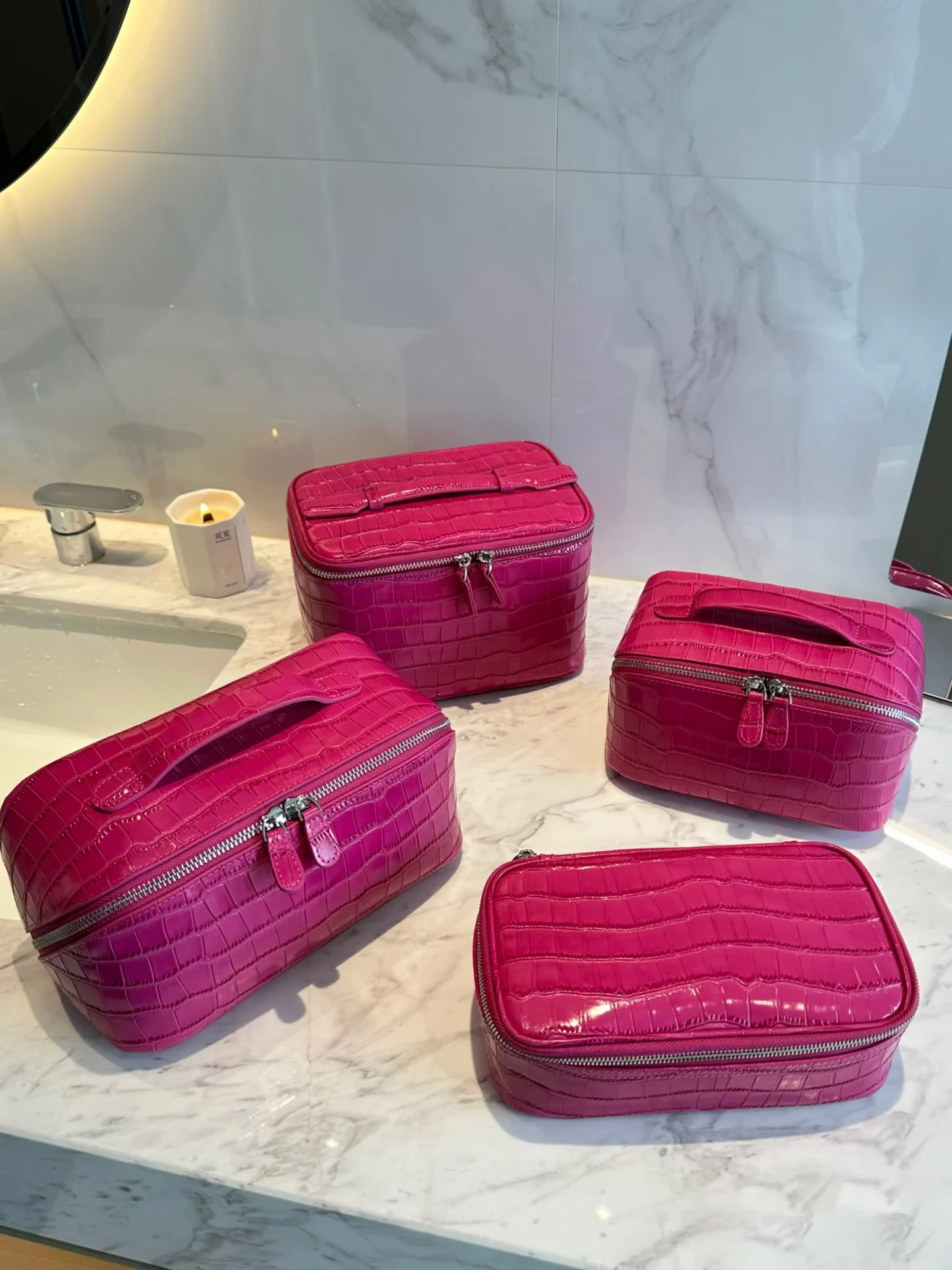 Crocodile Pattern Cowhide Cosmetic Bag Rose Red Light Luxury Genuine Leather Women Travel Portable Toiletry Storageanity Case