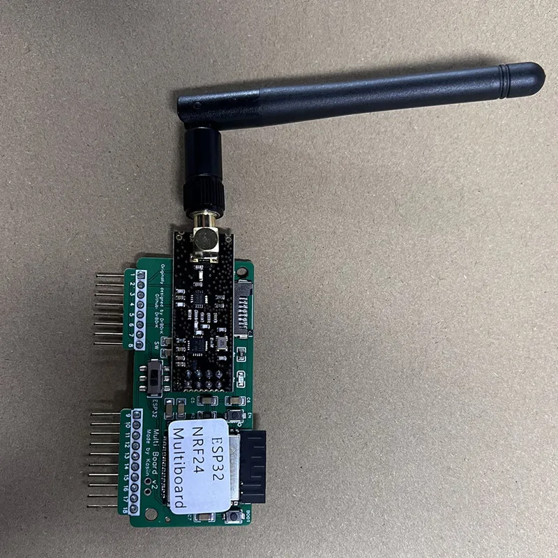 Multiboard WiFi NRF24 + ESP32 development board for Flipper Zero