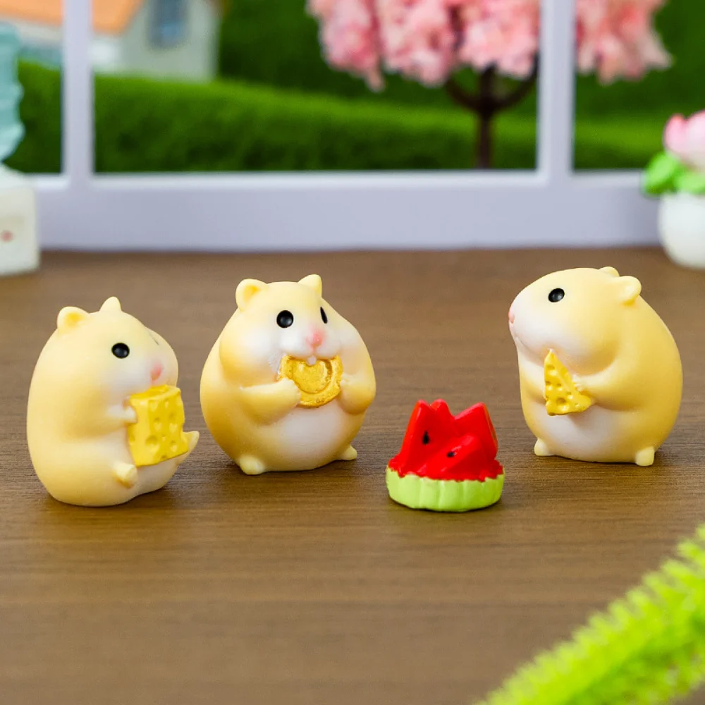 Kawaii Cartoon Little Hamster Ornaments Micro Landscape Mini Cute Animal Shape Decorative Resin Crafts Home Car Ornaments