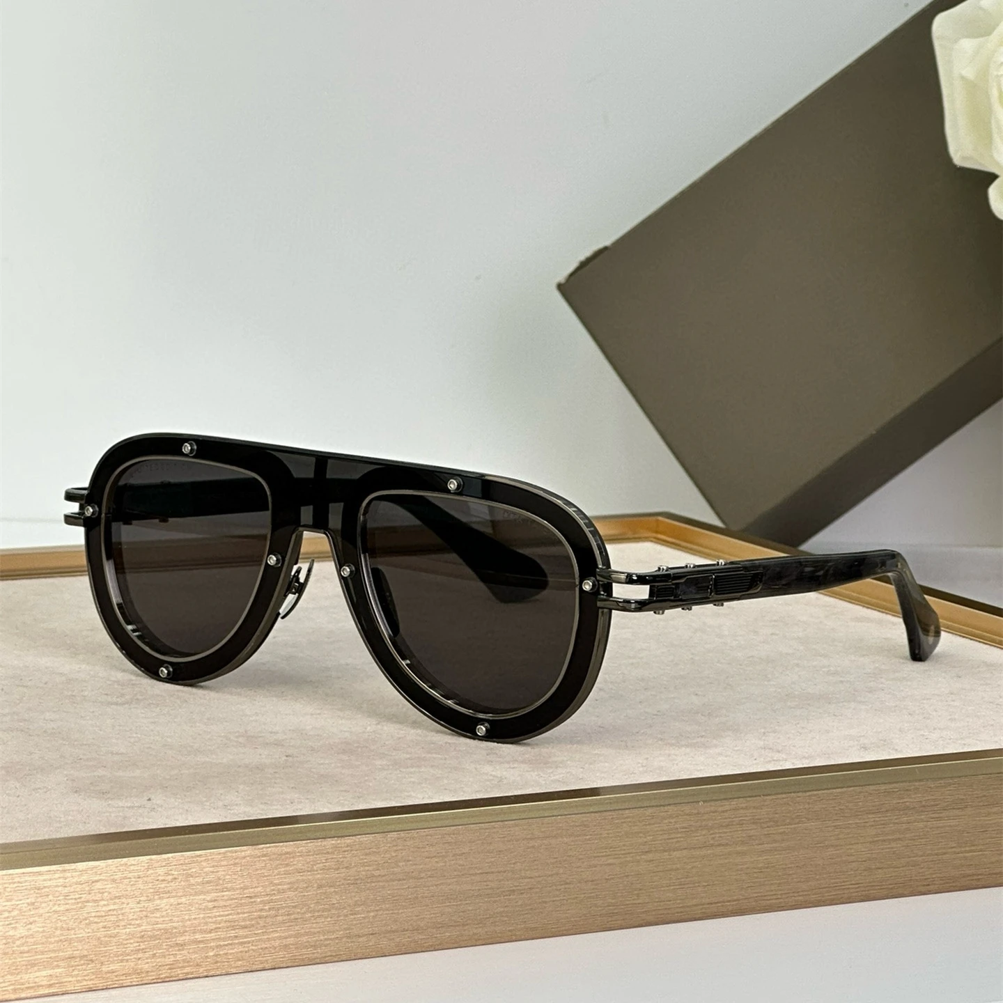 Dilta TAKERA DTS699 Top Quality Sunglasses Man Classic Luxury Brand Designer Sunglasses Women Popular UV400  Female Sunglasses