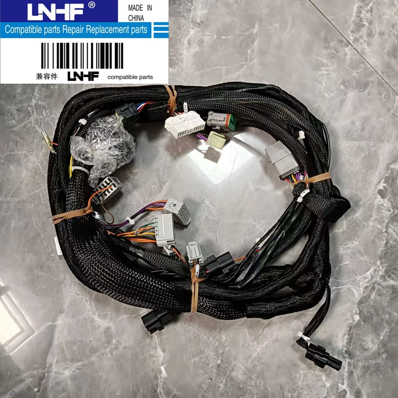 

LNHF 21Q6-10405 Excavator Wiring Harness Three-plug High Quality Compatible Parts 220LC-9T 225LC-9T 21Q6-10405 For Hyundai