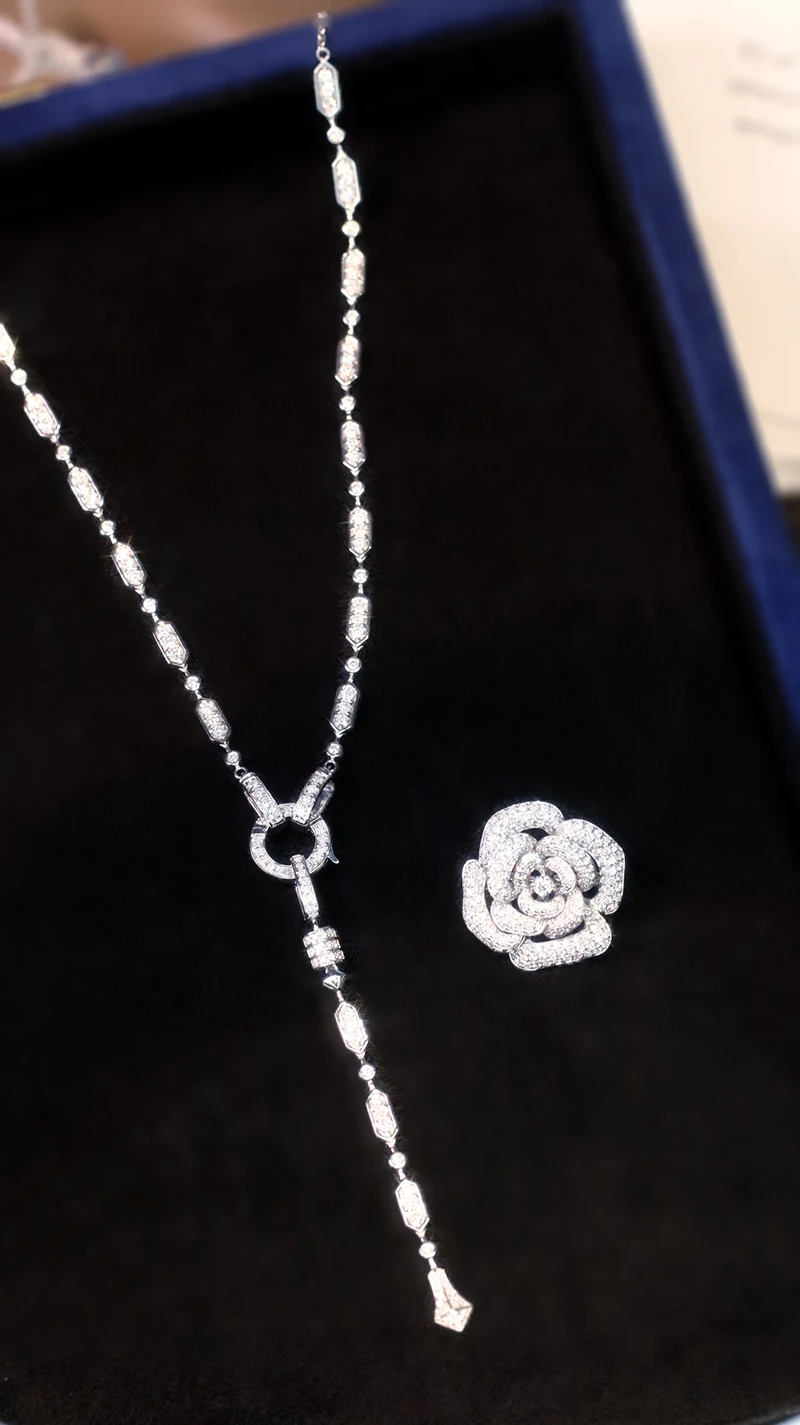 LUOWEND 100% 18K عقد ذهب أبيض فاخر النمط الكلاسيكي 2.0 قيراط قلادة الماس الطبيعي الحقيقي للنساء مجوهرات الحفلات العالية