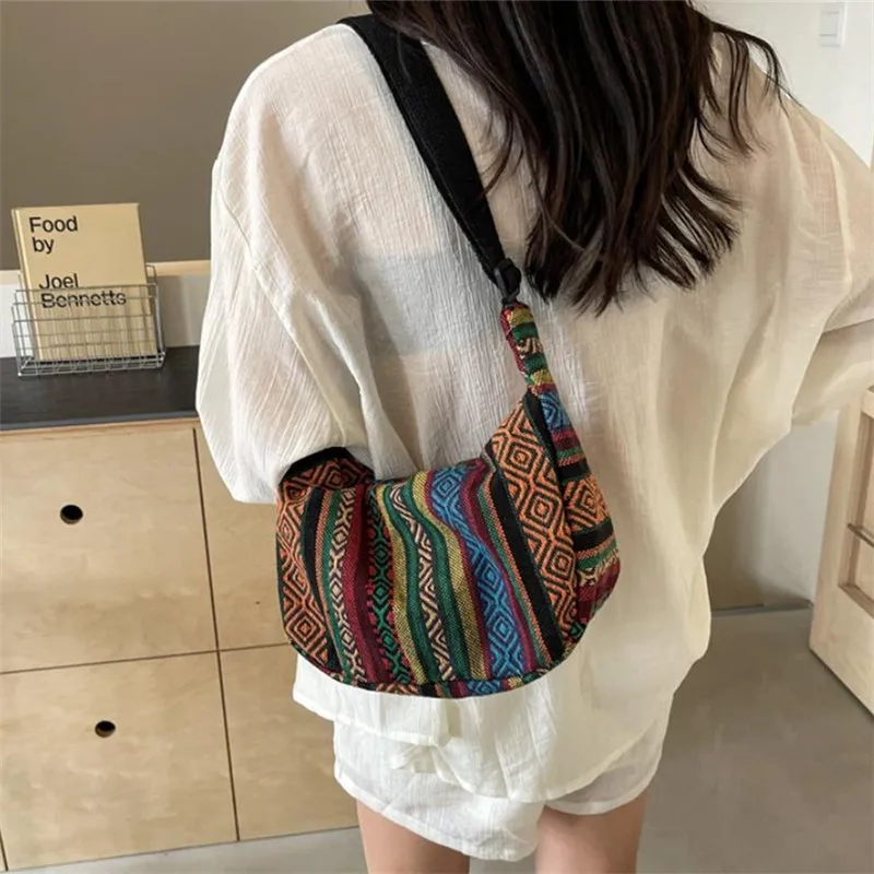 Umhängetasche im Tribal-Stil, faltbare Umhängetasche mit Reißverschluss, gestreiftem Muster, handwaschbares, lackiertes Futter mit Flaggenmotiv – Detail 15