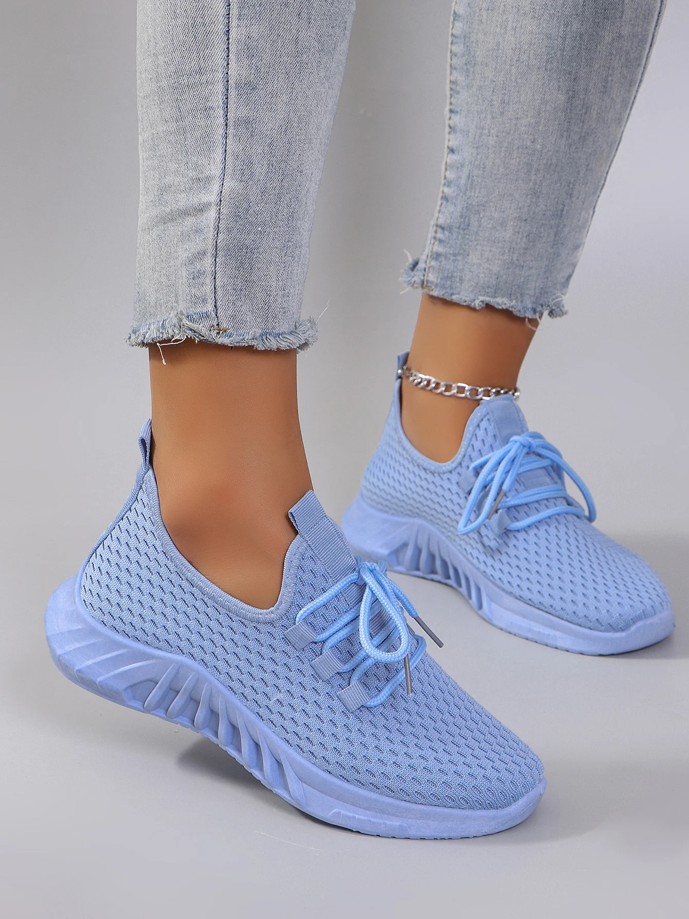 Spring new women\'s lace up casual comfortable breathable sports shoes