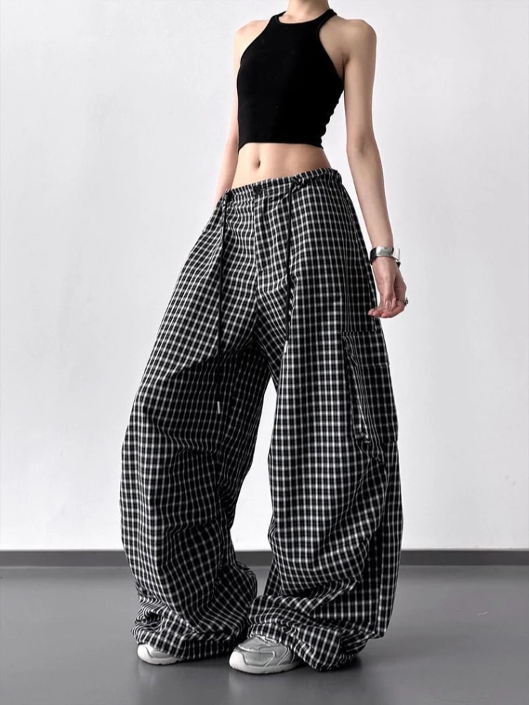 

2025 Women's Y2K Plaid Cargo Pants - Oversize Wide Leg High Waist Trousers, Edgy Streetwear for Spring Autumn emo