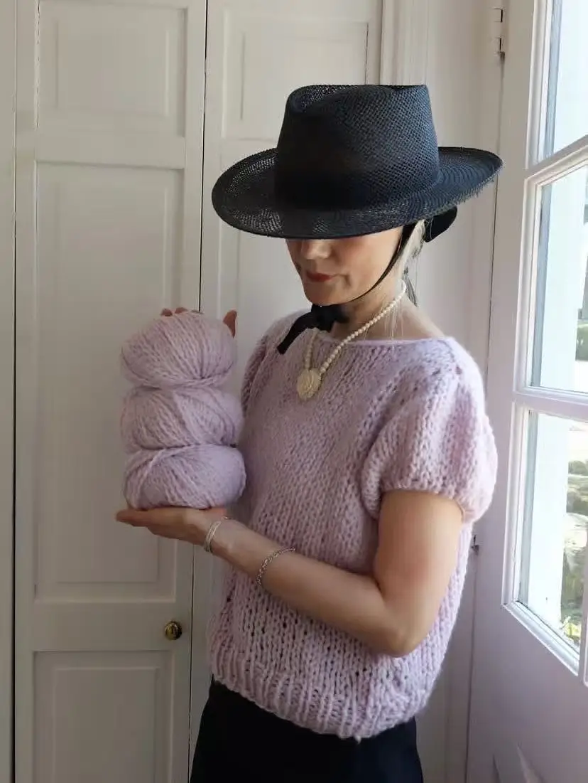 Knitted sweater new hand woven women's stylish simple and fashionable top clothing women's new popular casual style