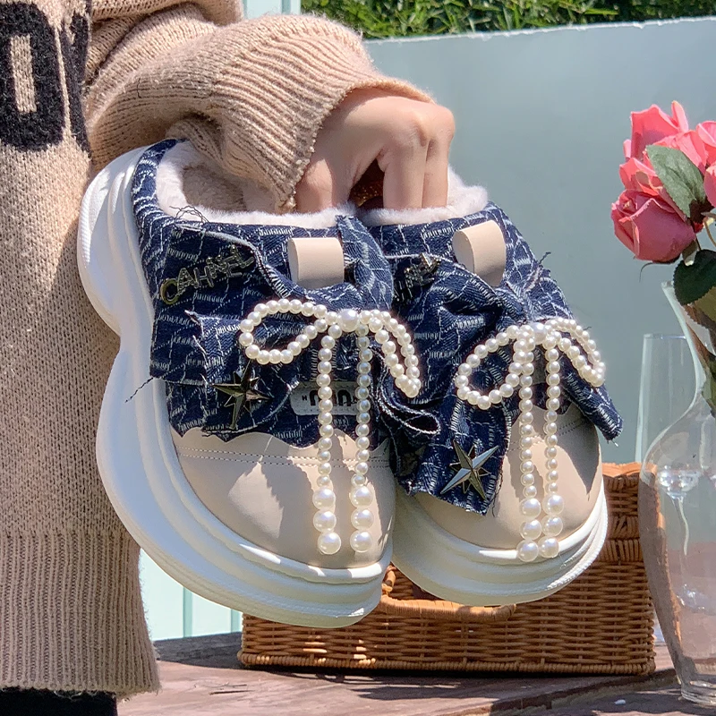 2025년 신상 여성 데님 슬리퍼 플랫폼 두꺼운 밑창 진주 리본 따뜻한 플리스 안감 하프 슬라이드 캐주얼 신발
