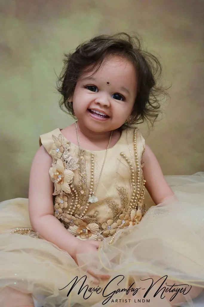 Disponibile 32 '' India Style Girl Reborn Baby Doll Shanti non verniciato Kit Tolddler Parte fai da te con corpo in tessuto