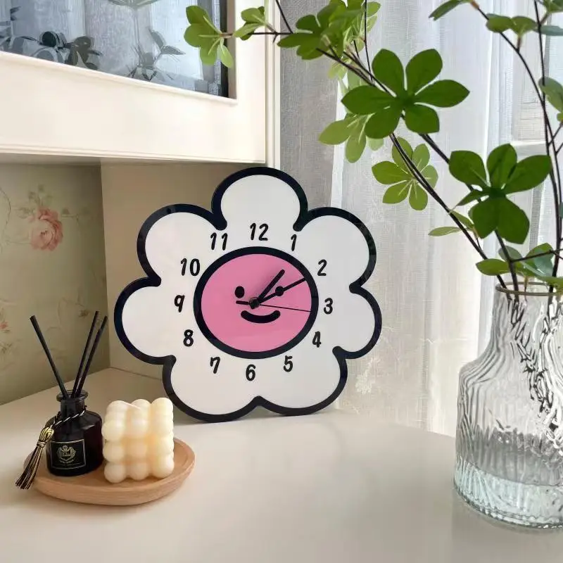 30cm Creative Flower Cartoon Silent Decorative Wall Clock for Living Room and Bedroom - Simple Clock for Home
