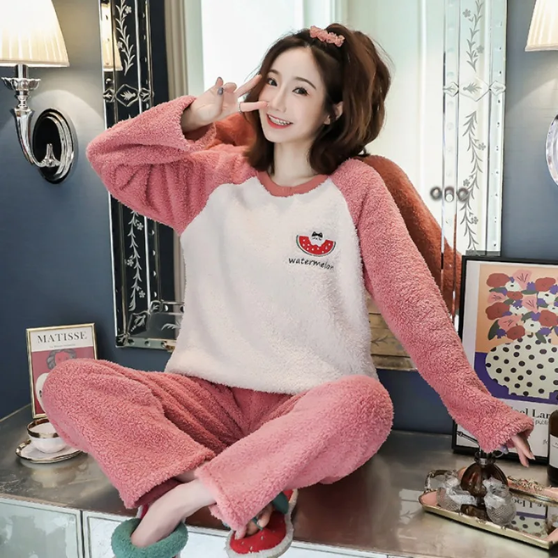 Large Size Thickened Warm Sleepwear for Winter Coral Velvet Student Nightwear Homewear Two-Piece Ladies Pajamas Loungewear Set