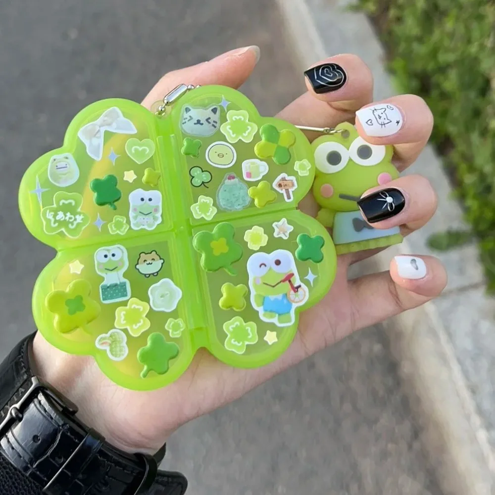 Portable Plastic Pill Storage Box Drug Separation 4 Grids Daily Pill Organizer Four-leaf Clover Drug Contain