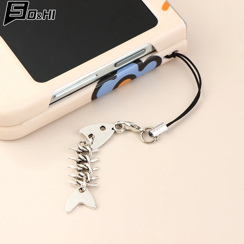 1Pcs Y2K Creative Fishbone Mobile Phone Chain Metal Fish Bone Phone Lanyard Cell Phone Charm Keycord Accessories