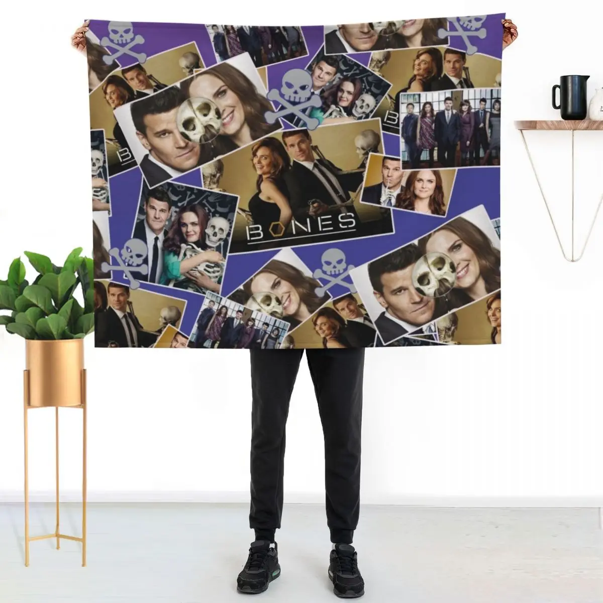 Bones, the Bone Hunter Throw Blanket halloween Winter beds blankets and throws Giant Sofa Loose Bed covers Blankets