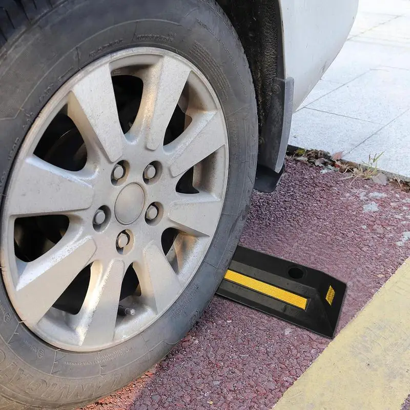 Garage Parking Stops Heavy Duty Rubber Parking Curb Guide with Yellow Reflective Tape Driveway Car Garage Wheel Stopper