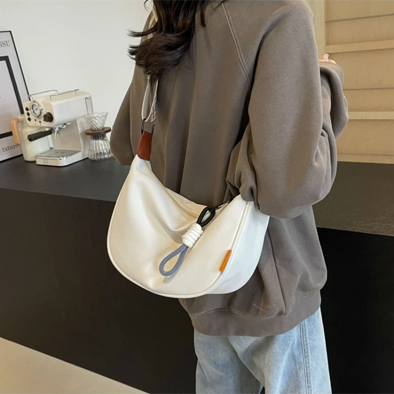 

Causal Crossbody Shoulder Bag Simple Portable Wide Shoulder Strap Design Single Style Handbag Unisex Commuting Dumpling Bags