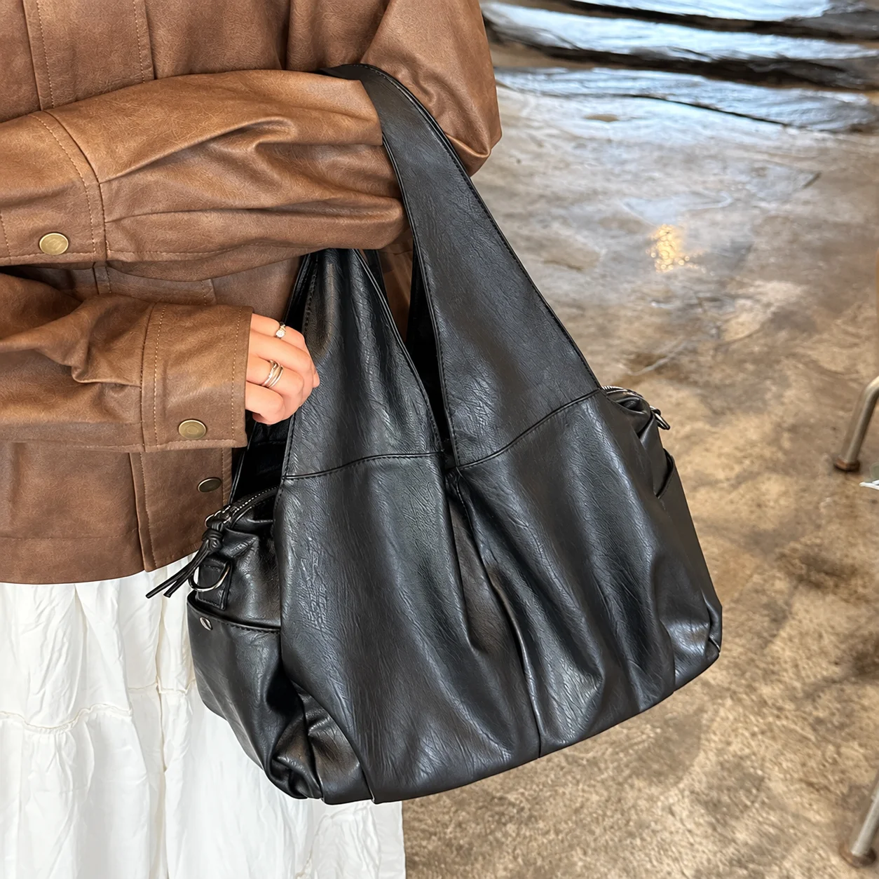 Black Handbag Adjustable Crossbody Handbag Horizontal Square Tote Bag  Vintage Handbag For Daily Use Casual Dating