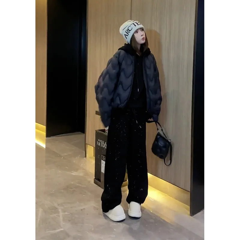 ชุดเสื้อฮู้ดดี้มีซับในและกางเกงลำลอง ดีไซน์ทันสมัย สำหรับผู้หญิง แฟชั่นฤดูใบไม้ร่วง ฤดูหนาว ผ้าฝ้ายเนื้อนุ่ม อุ่นสบาย