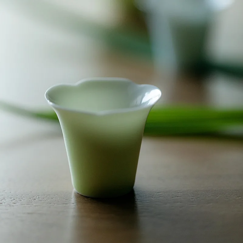 Chutianyao Small Ceramic Flower Mouth Cup High Temperature Color Glaze Thin Walled Lady's Tea Drinking Cup Handmade Craft