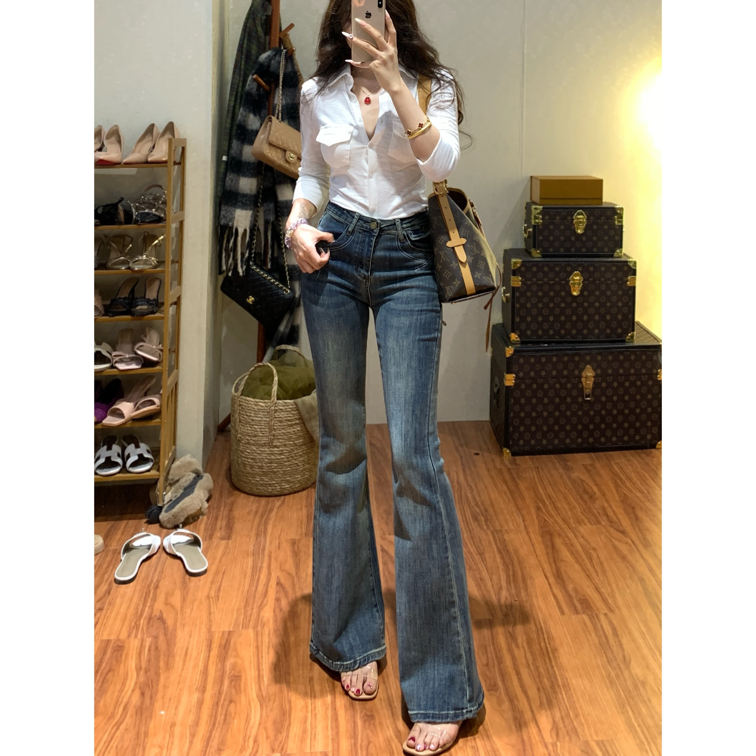 

Line Embroidered Micro-La Jeans Новые женские узкие расклешенные брюки с высокой талией (регулярные)