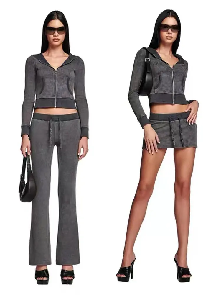 

Ультрамодный комплект: свитшот на молнии с вафельной текстурой и укороченная юбка, облегающие брюки с низкой талией для женщин