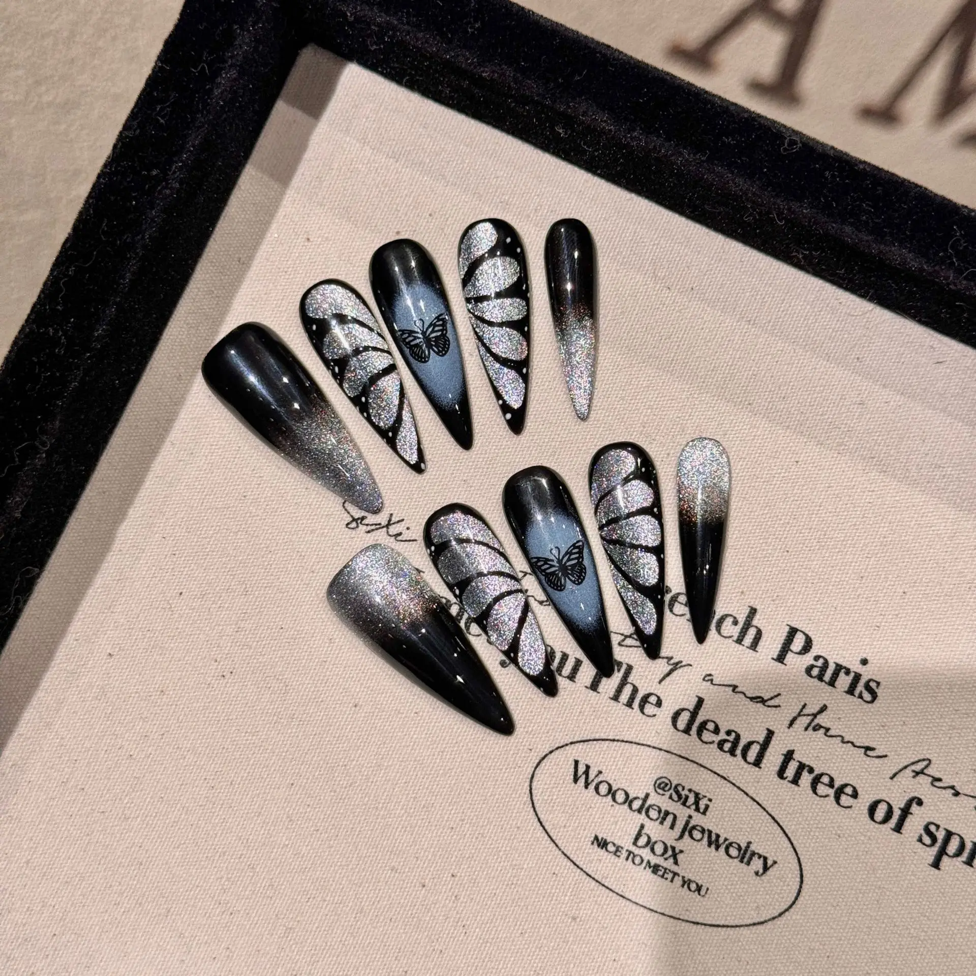 10pcs Long Pointed False Nails Dark Balck Butterfly Designs Cat's Eye Press On Nails Handmade Glitter Silver French Fake Nail