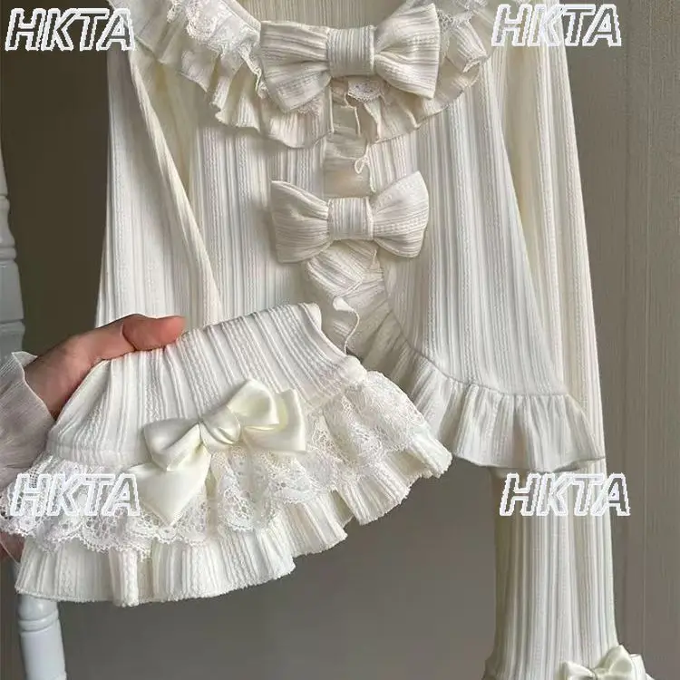 เสื้อคาร์ดิแกนไหมพรมสั้นแต่งระบายสไตล์โลลิต้า แขนยาวจีบหรูหรา สำหรับผู้หญิง ฤดูใบไม้ร่วง 2025 รุ่นใหม่