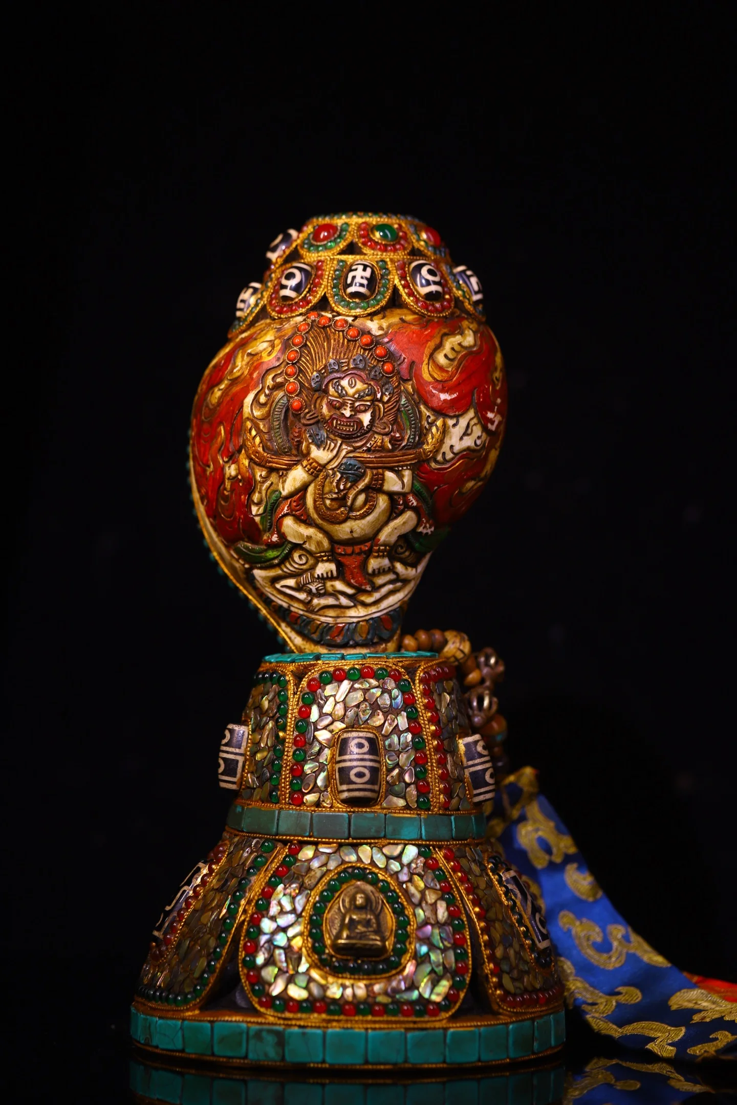 

10"Old Nepalese temples Old Natural Conch Mosaic Gem gZi Beads Turquoise Mahakala Buddha Conch Bodhi Root Base