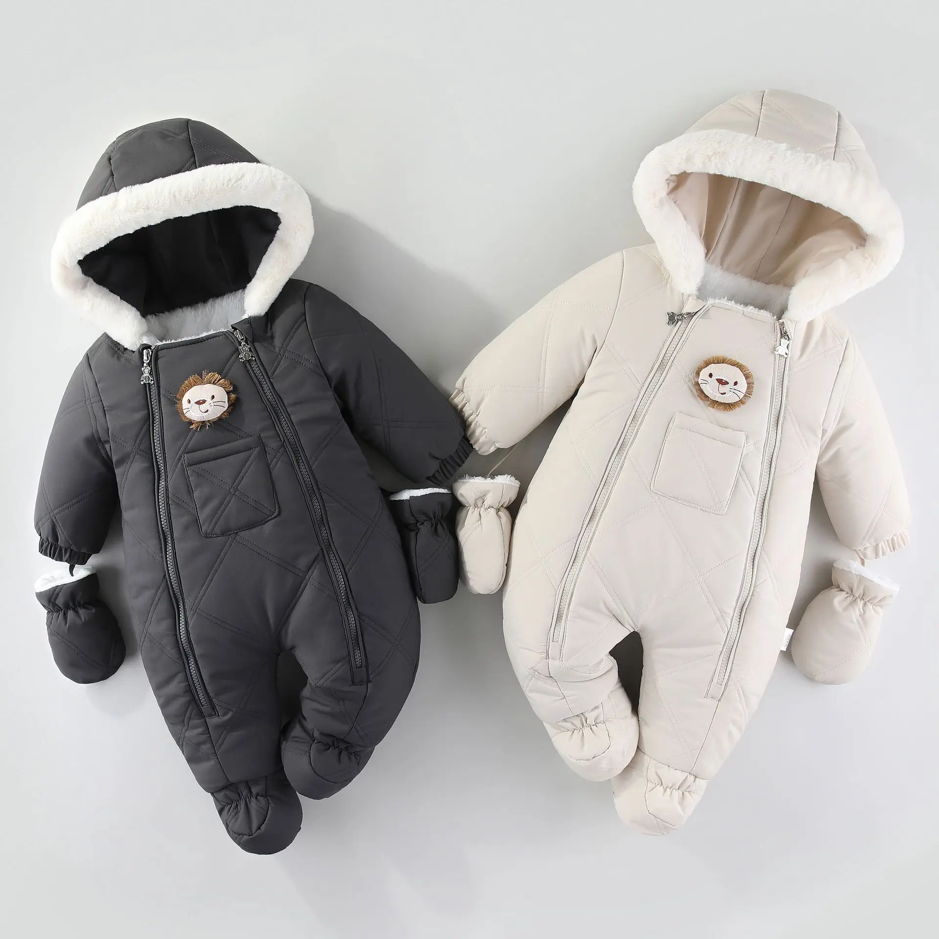 AYNIGIELL Winter Newborn Baby Girl Jumpsuit, Thickened Warm Hooded Jumpsuit, 0-18 Months Newborn Baby Boy Outdoor Clothing