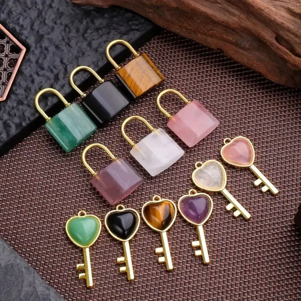 1 Set Natural Crystal Stone Pendant Heart Shaped Concentric Lock Key Chain Jewelry & Accessories Portable Women Gift