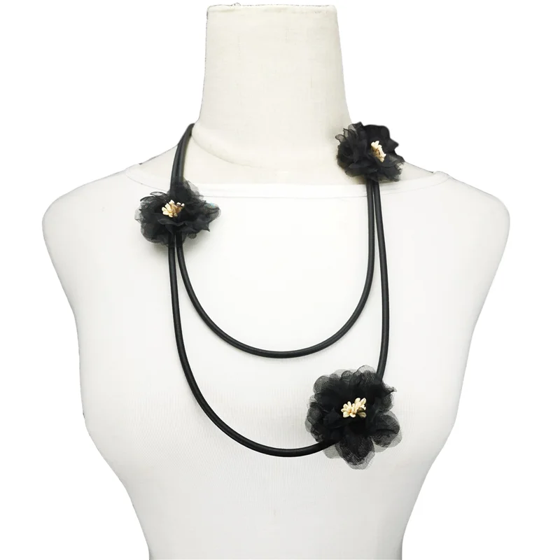 New Bohemian Style Fashion Design Flower Handmade Design Necklace Gothic Retro Ethnic Sweater Chain