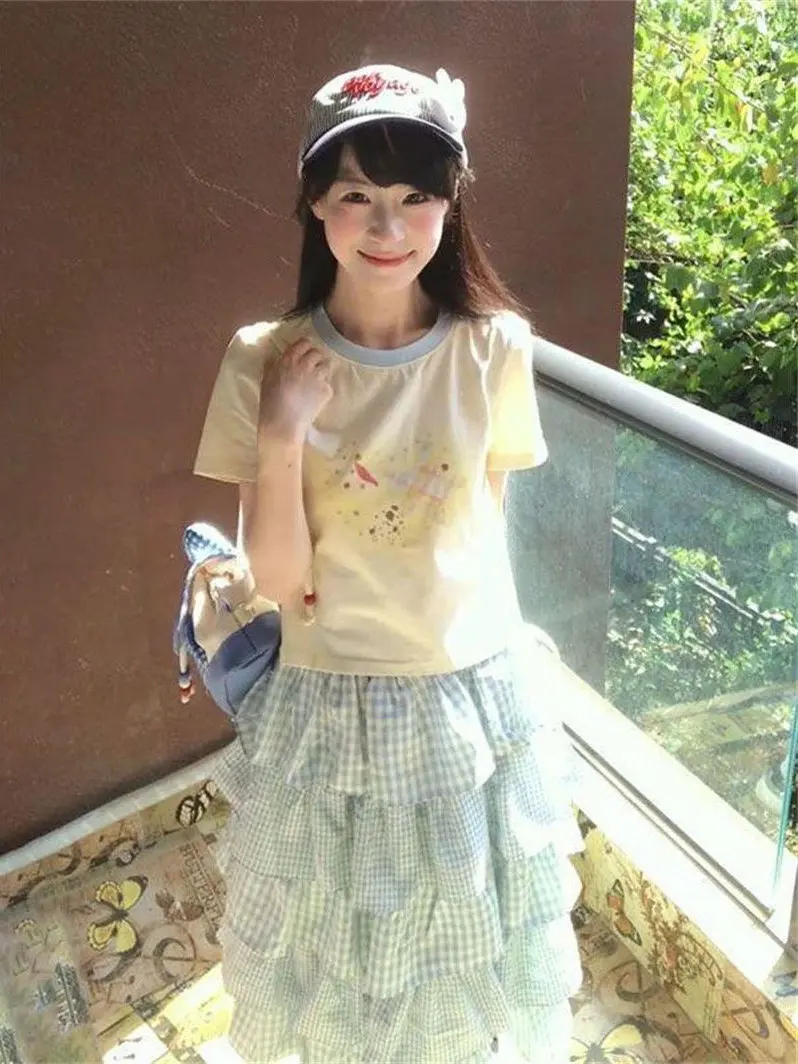 

Sweet Style High Waist Plaid Multi-layer Cake Side Drawstring Design Short Sleeve T-shirt Two-piece Set Women's Fashion Ensemble