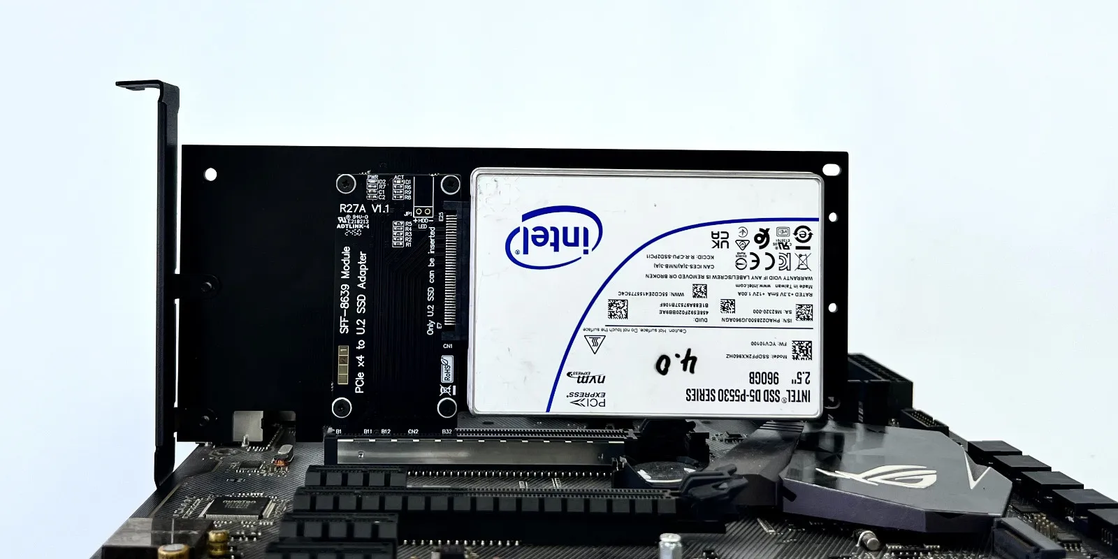 ADT PCIe 5.0 X4 zu U.2 SFF-8639 / U.3 SFF-TA-1001 / E1.S E3.S SFF-TA-1002 Adapterkarte PCI-E Gen5 X4 zu U.2 U.3 SSD-Erweiterung – Detail 7