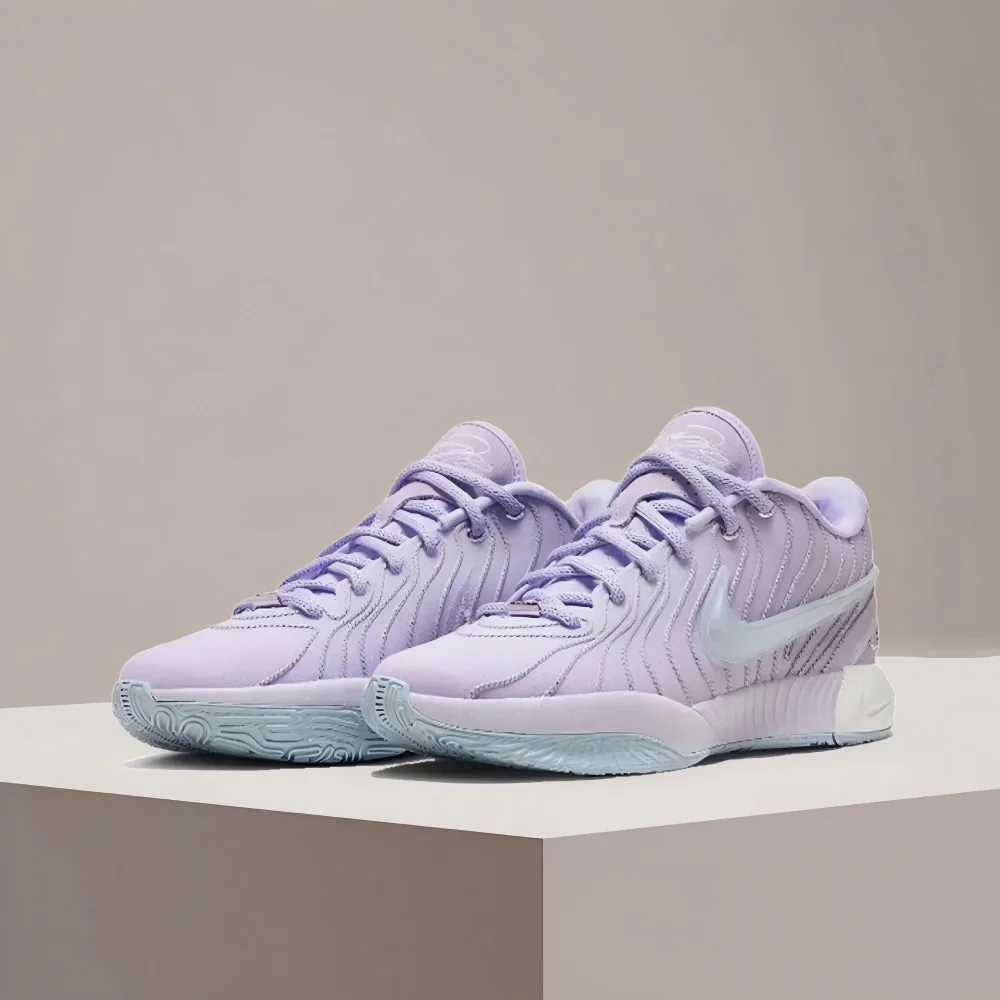 

Nike LeBron 21 Low Classic Versatile Slip-Resistant, Durable, Cushioned Men's Basketball Shoes - Purple HF5352-500