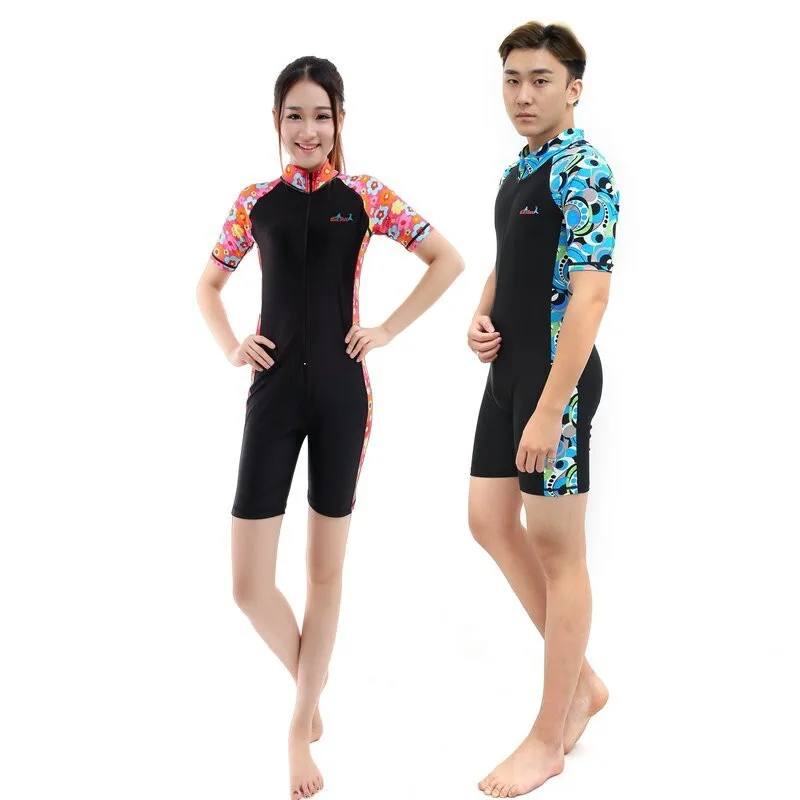 Short one-piece for swimming suit for women, short sleeves sun protection belly covering diving suit