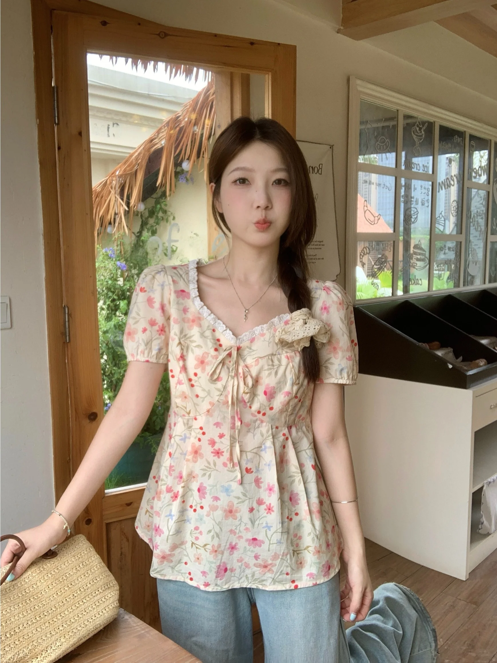 

Sweet Floral Print V-Neck Shirt Women's plus Size Korean Style Summer New Design Sensation Fashionable Top High Waist