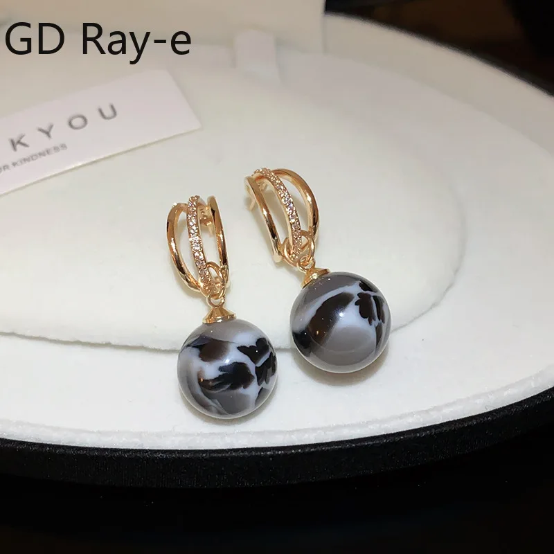 Korea Fashion New Light Luxury Simple Classic Resin Smudging Drop Earrings Birthday Party Gift Woman Jewelry Zircon Stud Earring