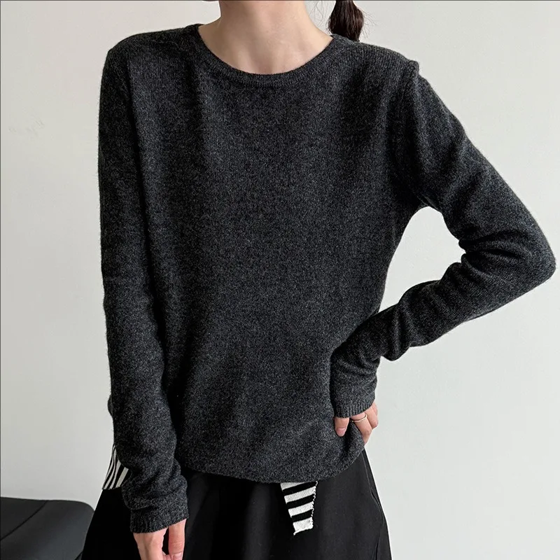 

Autumn 2025 new casual long sleeve pullover wool knitted sweater women's slim top