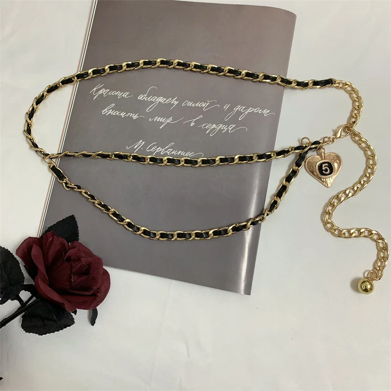 cinto-de-metal-moderno-feminino-para-vestido-de-verao-com-corrente-decorativa-na-cintura-pingente-em-formato-de-coracao-com