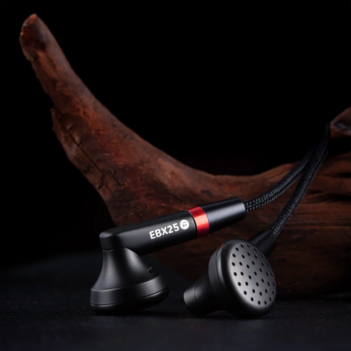 NICEHCK EBX25Ti Monitor auricolari Cupola da 14,2 mm Membrana placcata in berillio Auricolare MMCX sostituibile dinamico con processo CNC a 5 assi