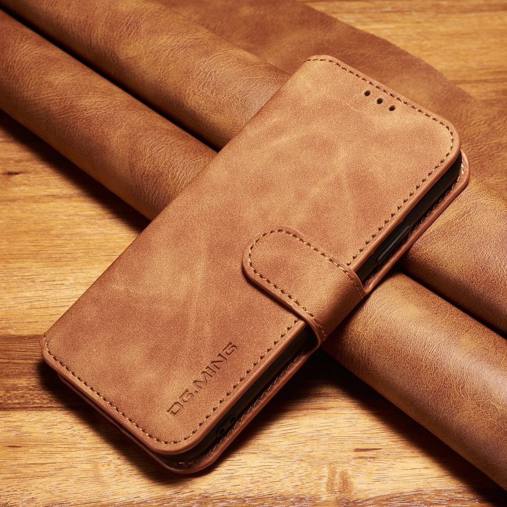 

DG.MING Retro Style Wallet Leather Stand Accessory Phone Cover for iPhone XS 5.8 inch - Brown