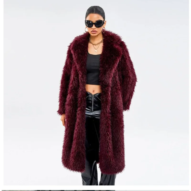 معطف طويل من الفرو الصناعي لعام 2026 ملابس خارجية دافئة على طراز الركبة معطف أبيض سميك أنيق معطف فرو توكا صديق للبيئة