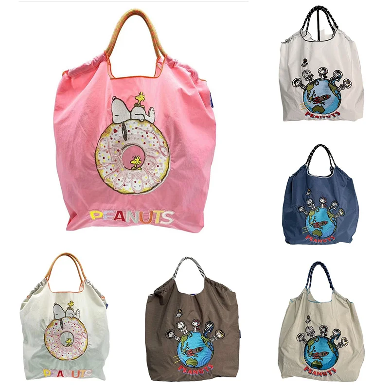 

Ball Chain Snoopy Embroidered Shopping Bag Cartoon Mickey Mouse Doughnut Snoopy Handbag