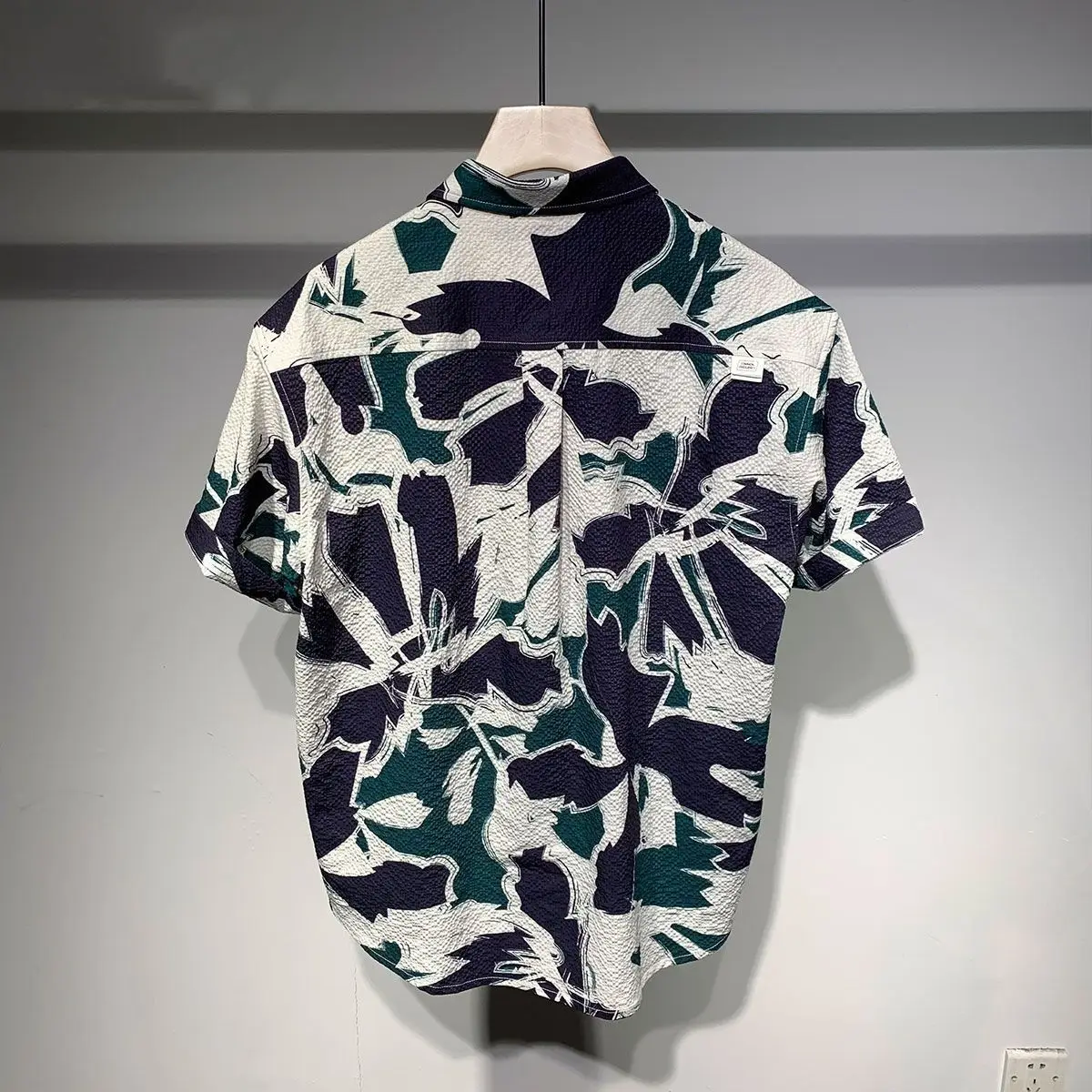 Nieuw Japans gepersonaliseerd bedrukt zak met korte mouwen en bloemenoverhemd Heren zomer trendy jas los casual overhemd