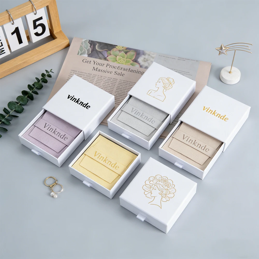 

Индивидуальная белая коробка-футляр для ювелирных изделий, свадебных подарков, органайзер-пакет с клапаном для колец, серег, ожерелий, браслетов